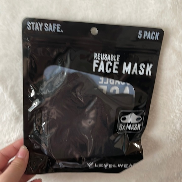 Level wear Pack of 5 face masks - Picture 1 of 2